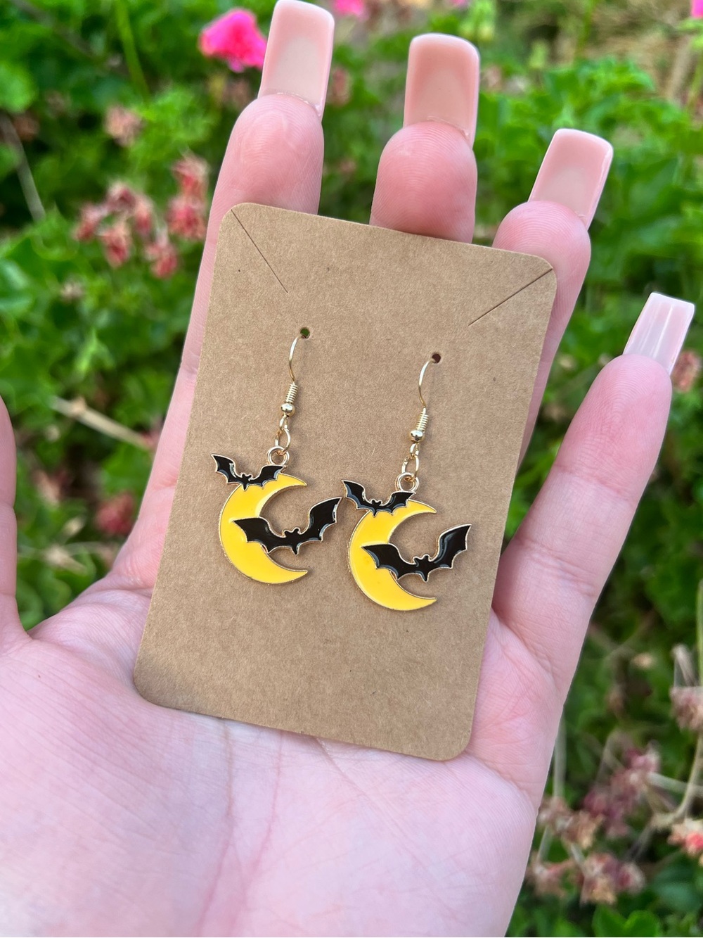 FLYING BATS ON MOON HALLOWEEN DANGLE EARRINGS